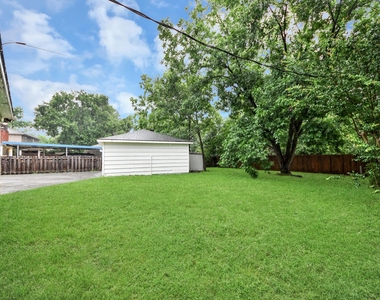 1319 Forsythe Lane - Photo Thumbnail 22
