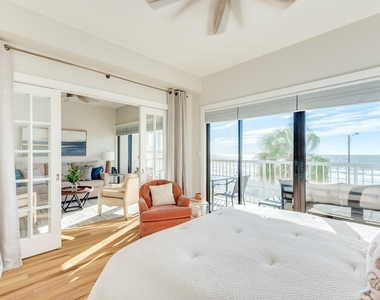 7700 Seawall Boulevard - Photo Thumbnail 12