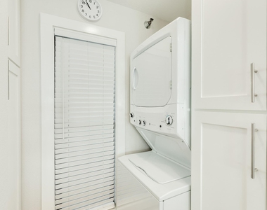 7700 Seawall Boulevard - Photo Thumbnail 10