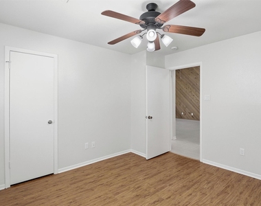 22411 Waynoka Road - Photo Thumbnail 28