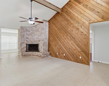 22411 Waynoka Road - Photo Thumbnail 5
