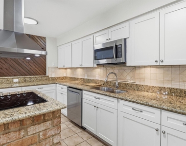 22411 Waynoka Road - Photo Thumbnail 11