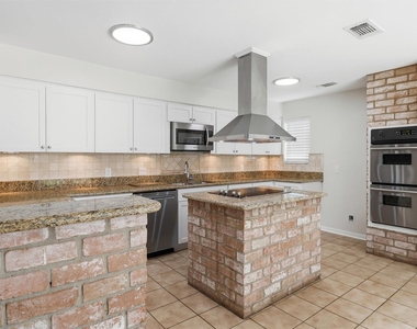 22411 Waynoka Road - Photo Thumbnail 8