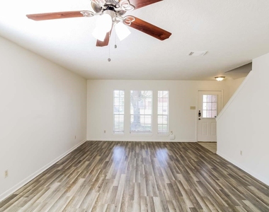 4409 Spoonbill Drive - Photo Thumbnail 1