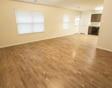 734 N Ella Creek Drive - Photo Thumbnail 5