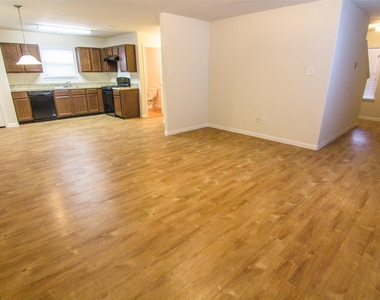 734 N Ella Creek Drive - Photo Thumbnail 4