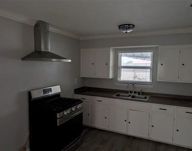 2513 Kowis - Photo Thumbnail 3