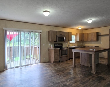 30605 Nichols Sawmill Road - Photo Thumbnail 2