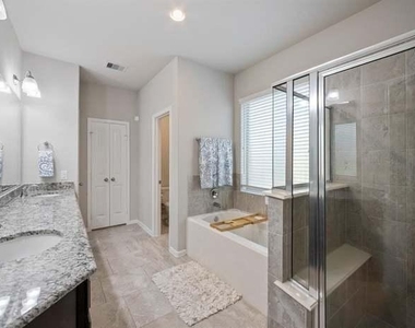 3710 Brampton Island Drive - Photo Thumbnail 10