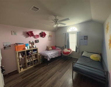 3710 Brampton Island Drive - Photo Thumbnail 16