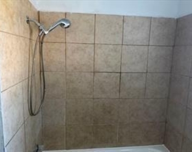 5782 Belcrest Street - Photo Thumbnail 15