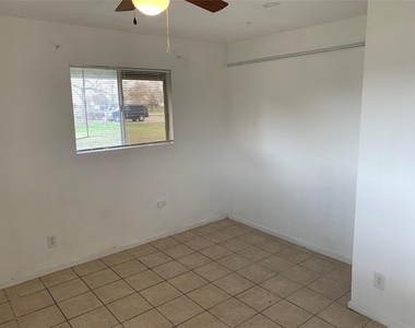 500 Austin Road - Photo Thumbnail 15