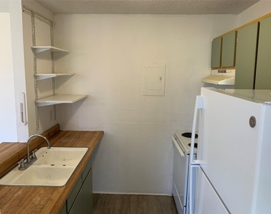 500 Austin Road - Photo Thumbnail 8