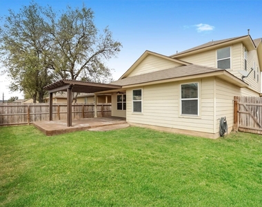 8813 Palmetto Falls - Photo Thumbnail 13