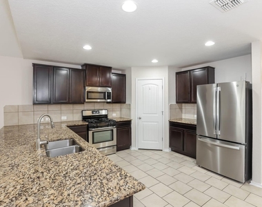 8813 Palmetto Falls - Photo Thumbnail 5