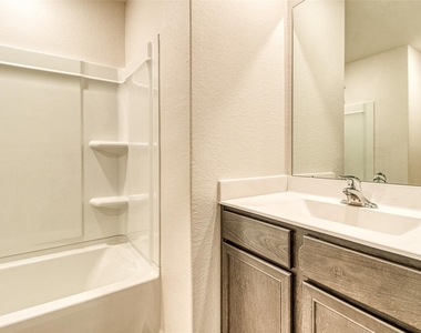 8002 Vacek Meadow Loop - Photo Thumbnail 22