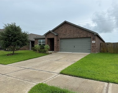 8002 Vacek Meadow Loop - Photo Thumbnail 2