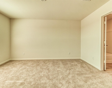 8002 Vacek Meadow Loop - Photo Thumbnail 14