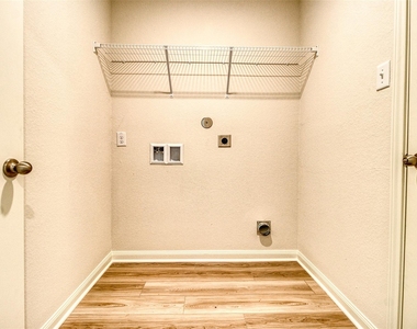 8002 Vacek Meadow Loop - Photo Thumbnail 27