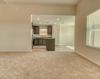 8002 Vacek Meadow Loop - Photo Thumbnail 7