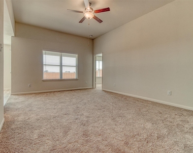 8002 Vacek Meadow Loop - Photo Thumbnail 5
