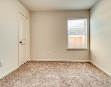 8002 Vacek Meadow Loop - Photo Thumbnail 20