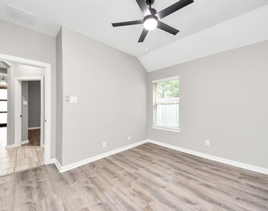 16011 Monument Hill Crossing - Photo Thumbnail 27