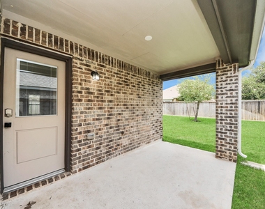 16011 Monument Hill Crossing - Photo Thumbnail 32