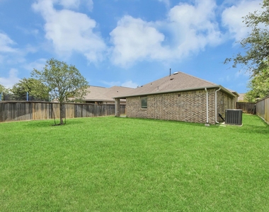 16011 Monument Hill Crossing - Photo Thumbnail 36
