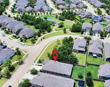 16011 Monument Hill Crossing - Photo Thumbnail 39