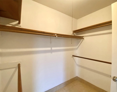 3123 Sam Houston Drive - Photo Thumbnail 3
