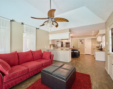 121 April Waters Drive N - Photo Thumbnail 27
