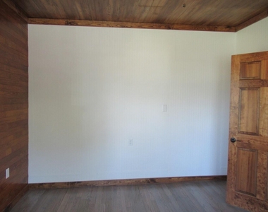 1601 W Main Street - Photo Thumbnail 12