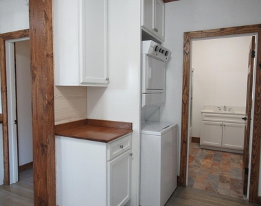 1601 W Main Street - Photo Thumbnail 16