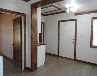 1601 W Main Street - Photo Thumbnail 6