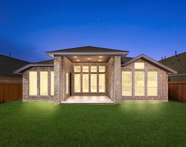 7314 Grandview Meadow Drive - Photo Thumbnail 6