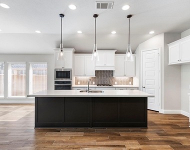 7314 Grandview Meadow Drive - Photo Thumbnail 23