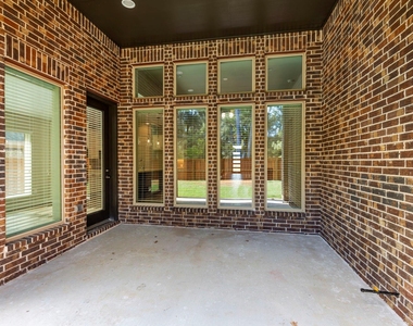 7314 Grandview Meadow Drive - Photo Thumbnail 29