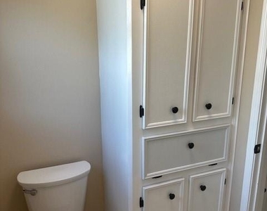 18015 Heaton Drive - Photo Thumbnail 27