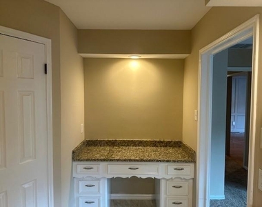 18015 Heaton Drive - Photo Thumbnail 21