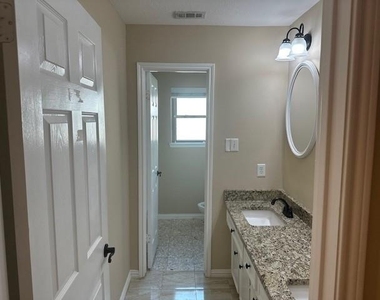 18015 Heaton Drive - Photo Thumbnail 29