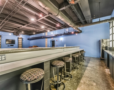 705 Main Street - Photo Thumbnail 22