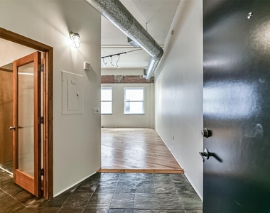 705 Main Street - Photo Thumbnail 7