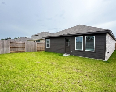 31418 Casacalenda Lane - Photo Thumbnail 19