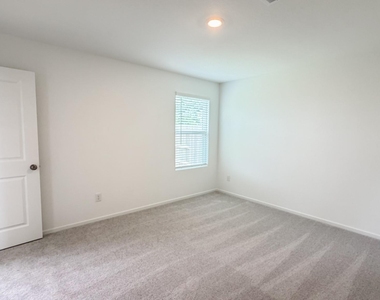 31418 Casacalenda Lane - Photo Thumbnail 7