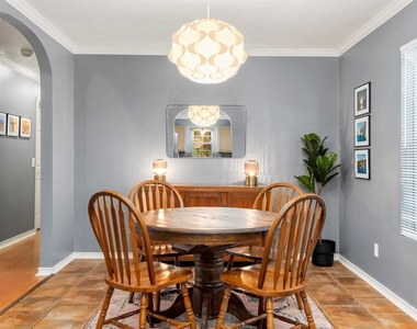 114 Grand Avenue - Photo Thumbnail 9