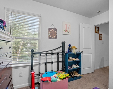 28612 Rantoul Court - Photo Thumbnail 9