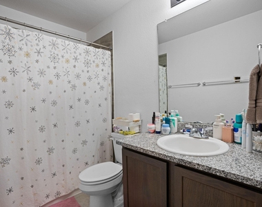 28612 Rantoul Court - Photo Thumbnail 10