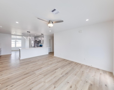 3635 Ward Street - Photo Thumbnail 1