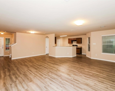18918 Treviso Terrace Lane - Photo Thumbnail 4